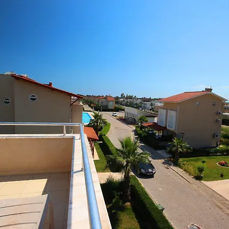 Villa Paradise Town - Sean *